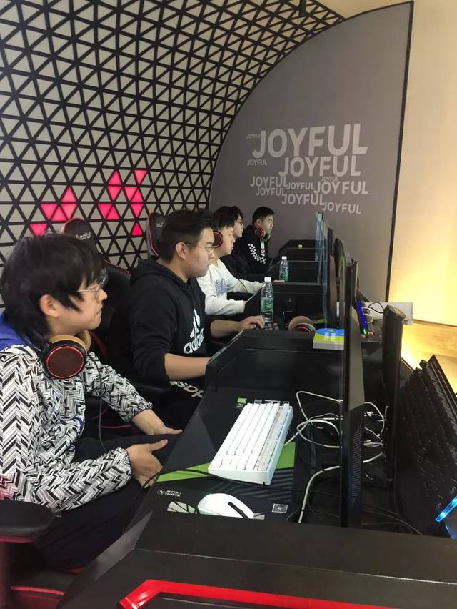 个赛季的价 个赛季的价