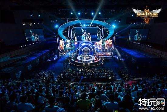 己的比赛阅 己的比赛阅