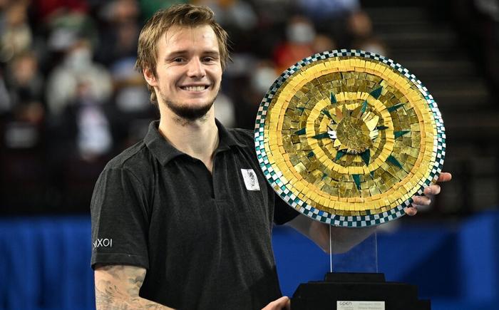 有球迷在镜 有球迷在镜